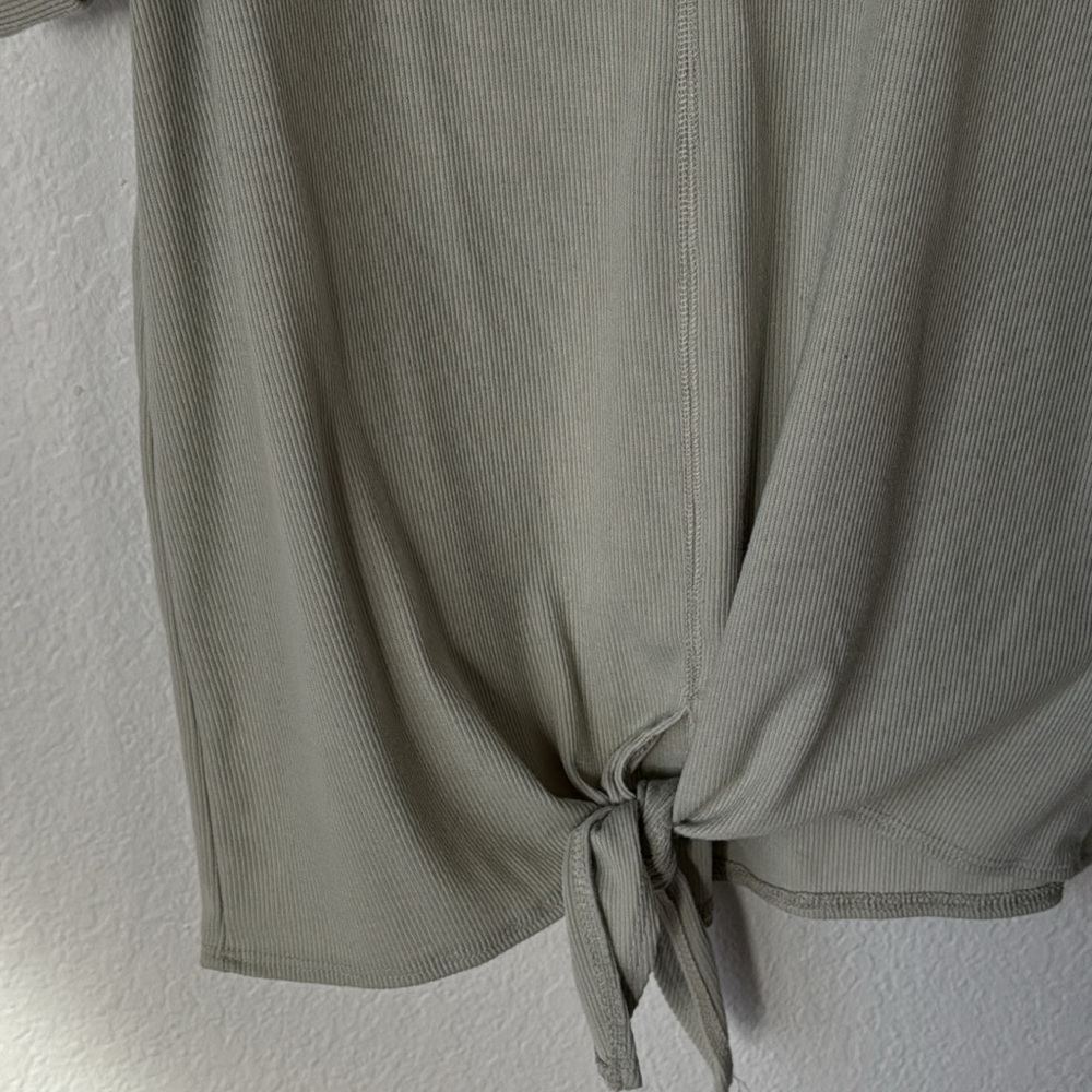 Olivia Sky Ribbed Front Tie Top‎ - Picture 3 of 5